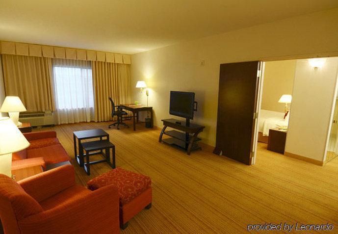 Courtyard Kansas City East/Blue Springs Bagian luar foto